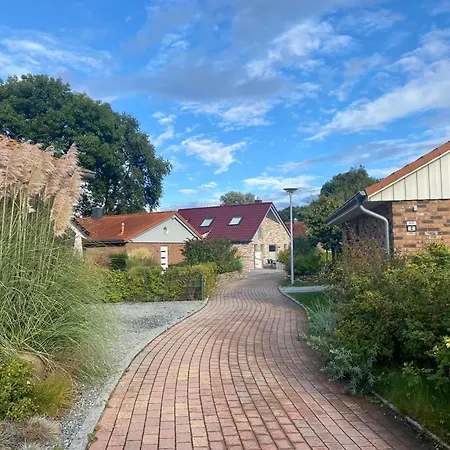 Ferienhaus Südstrand Haus 7 *